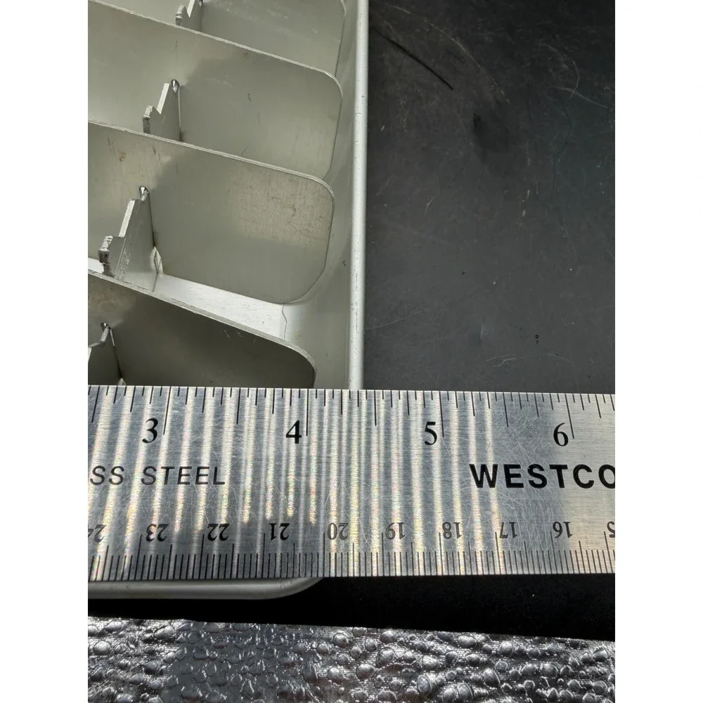 N/A vintage aluminum